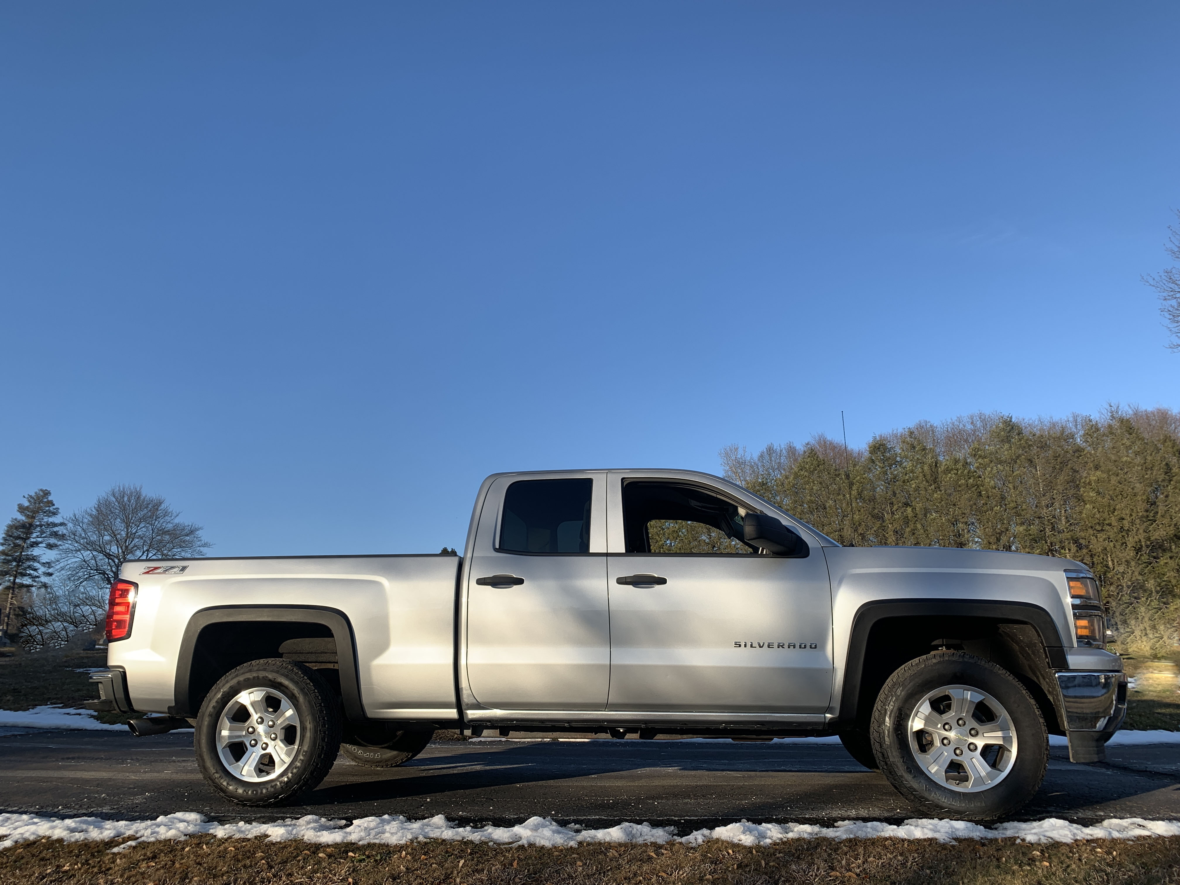 2014 Chevrolet Silverado 5.3L 1500K Z71 4 Door 4WD One Owner with Remote Starter with 120K - New Firestone Destination Tires, New Front and Rear Rotors, New pads, New rear calipers, New Front Springs, New Rear Shocks, New Rhino Bed Liner, Trailer Equipment Package — photo 14